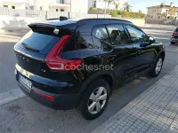Usado Volvo XC40 Momentum 129 CV (94 kW) 2022 Negro SUV