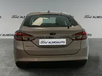 Usado Ford Mondeo Trend 150 CV (110 kW) 2020 Gris / plata Berlina