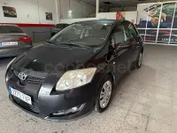 Usado Toyota Auris 90 CV (66 kW) 2007 Negro Utilitario