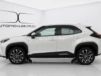 Usado Toyota Yaris Cross Active 116 CV (85 kW) 2022 Blanco SUV