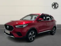 Usado MG ZS Comfort 106 CV (77 kW) 2025 Rojo SUV
