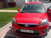 Używany Ford Focus Titanium 109 KM (80 kW) 2009 Czerwony Sedan/Limuzyna