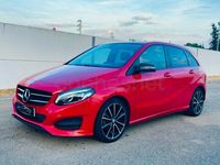 Usado Mercedes B220 AMG line 177 CV (130 kW) 2015 Rojo Monovolumen