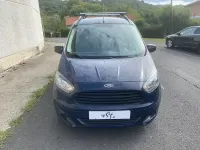 Usado Ford Tourneo Courier Ambiente 100 CV (73 kW) 2018 Azul Monovolumen