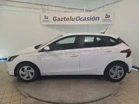 Usado Hyundai i20 100 CV (73 kW) 2021 Blanco Utilitario