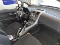 Usado Toyota Auris Luna 97 CV (71 kW) 2007 Azul Utilitario
