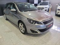 Usado Peugeot 308 SW Style 120 CV (88 kW) 2017 Plateado Familiar