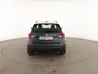Usado Seat Arona Style 110 CV (80 kW) 2022 Gris SUV