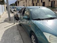 Usado Ford Focus Ghia 100 CV (73 kW) 2000 Verde Berlina