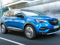Käytetty Opel Grandland X Selective 120 HP (88 kW) 2018 Valkoinen Katumaasturi
