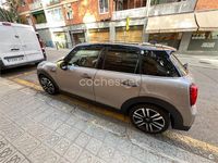 Usado Mini ONE 102 CV (75 kW) 2021 Beige Utilitario