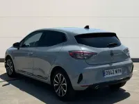 Usado Renault Clio Techno 90 CV (66 kW) 2025 Utilitario