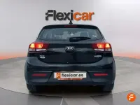 Usado Kia Rio 100 CV (73 kW) 2021 Negro Berlina