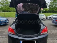 Usado Opel Insignia Sport 160 CV (117 kW) 2010 Negro Berlina