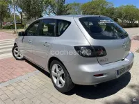 Usado Mazda 3 Active 109 CV (80 kW) 2006 Gris / plata Berlina
