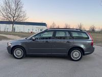 Usado Volvo V50 Momentum 136 CV (100 kW) 2008 Gris / plata Familiar