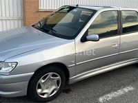 Usado Peugeot 306 90 CV (66 kW) 1999 Gris / plata Berlina