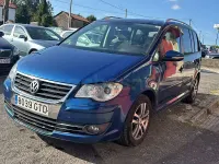 Usado VW Touran Edition 105 CV (77 kW) 2010 Azul Monovolumen