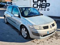 Usado Renault Mégane II Dynamique 100 CV (73 kW) 2004 Gris / plata Berlina