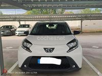 Usado Toyota Aygo X Play 72 CV (52 kW) 2022 Blanco SUV