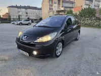 Usado Peugeot 207 90 CV (66 kW) 2007 Negro Familiar
