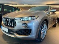 Usado Maserati Levante GranLusso 430 CV (316 kW) 2017 Plateado SUV