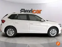 Usado Skoda Kamiq Active 110 CV (80 kW) 2023 Blanco SUV