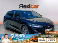 Usado Ford Focus ST-Line 125 CV (91 kW) 2023 Negro Berlina