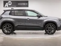 Usado Jeep Avenger Summit 100 CV (73 kW) 2023 Gris / plata SUV