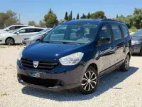 Usado Dacia Lodgy Ambiance 90 CV (66 kW) 2016 Azul Monovolumen