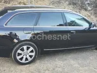 Usado Audi A6 136 CV (100 kW) 2011 Negro Familiar
