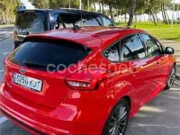Usado Ford Focus ST-Line 120 CV (88 kW) 2018 Rojo Berlina