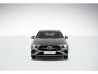 Usado Mercedes A200 150 CV (110 kW) 2025 Gris Berlina