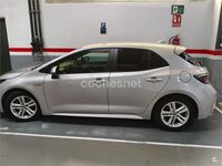 Usado Toyota Corolla Active 122 CV (89 kW) 2021 Gris / plata Berlina
