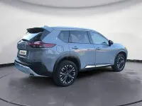 Usado Nissan X-Trail Tekna 204 CV (150 kW) 2025 Gris / plata SUV