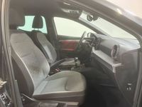 Usado Seat Ibiza 116 CV (85 kW) 2024 Gris plata