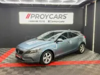 Usado Volvo V40 Momentum 150 CV (110 kW) 2013 Gris / plata Berlina