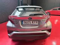 Usado Toyota C-HR Advance 122 CV (89 kW) 2019 Gris / plata SUV