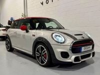 Usado Mini John Cooper Works 231 CV (169 kW) 2018 Gris / plata Utilitario