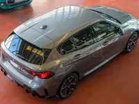 Usado BMW 120 Comfort Edition 163 CV (119 kW) 2025 Gris / plata Utilitario