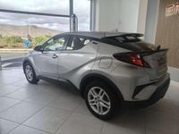 Usado Toyota C-HR Active 140 CV (102 kW) 2022 Gris SUV