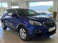Usado Peugeot 3008 Active 131 CV (96 kW) 2020 Azul SUV