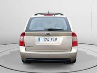 Usado Kia Carens Active 141 CV (103 kW) 2007 Beige Monovolumen