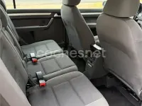Usado VW Touran Business 105 CV (77 kW) 2015 Blanco Monovolumen