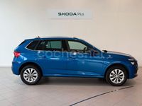 Usado Skoda Kamiq 110 CV (80 kW) 2022 Azul SUV