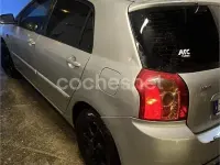 Usado Toyota Corolla Sol 90 CV (66 kW) 2005 Gris / plata Berlina