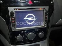 Usado Opel Zafira Enjoy Plus 110 CV (80 kW) 2011 Violeta / lila Monovolumen