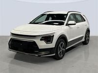 Usado Kia Niro 141 HP (103 kW) 2024 Branco SUV