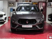 Usado Maserati Levante 580 CV (426 kW) 2020 Gris / plata SUV