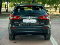 Usado Nissan Qashqai Acenta 115 CV (84 kW) 2018 Negro SUV